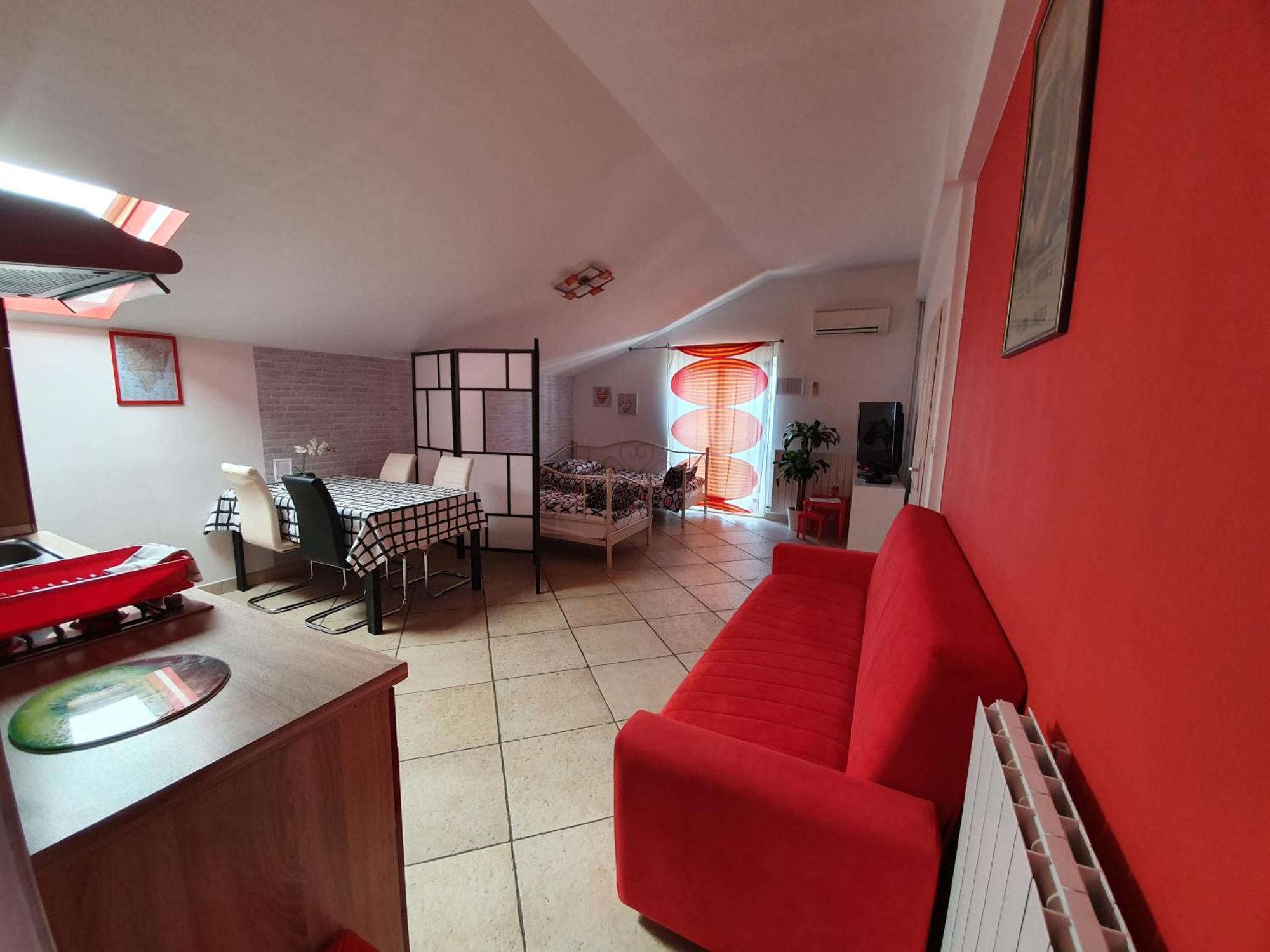 Trbovic Apartments Peaceful Stay With Free Parking, Pet-Friendly, And Bike Storage In 乌马格 外观 照片