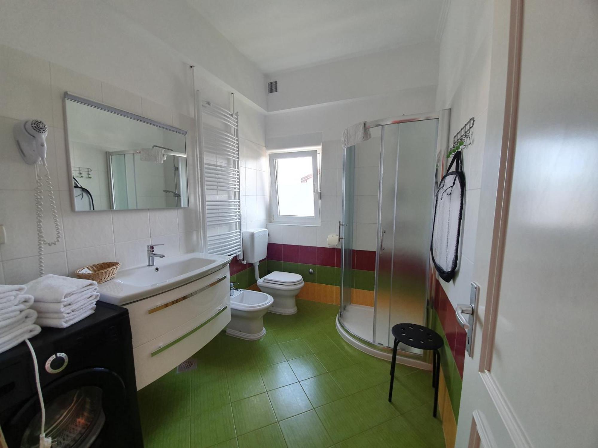 Trbovic Apartments Peaceful Stay With Free Parking, Pet-Friendly, And Bike Storage In 乌马格 外观 照片